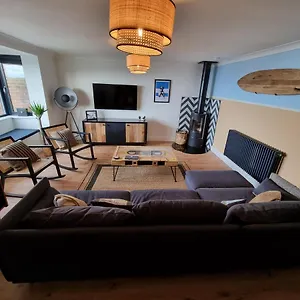 https://salt-surf-sea-views-in-saltburn.yorkshirehotels.net